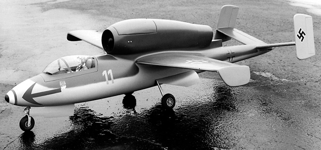 Heinkel He-162: Do protótipo à linha de produção quase que simultaneamente