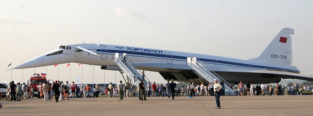 01 - Tupolev Tu 144